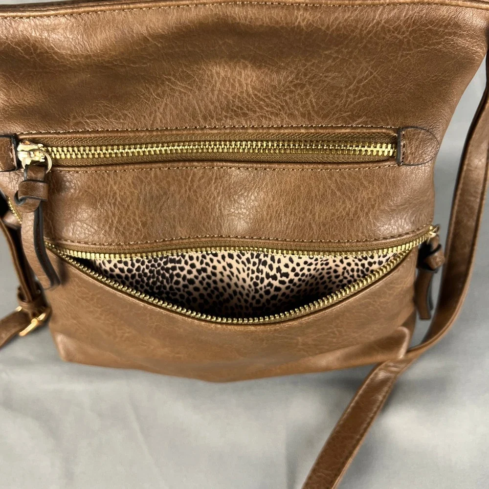 Womens Fashion Crossbody Bag Brown Leather Multiple Zip Pockets Adjustable Strap